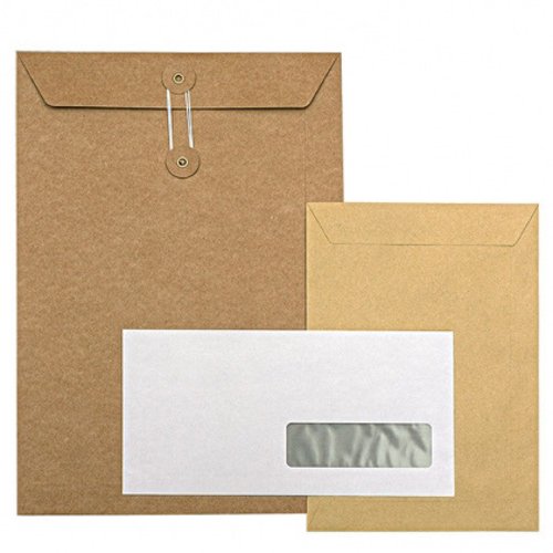 Envelopes personalizados em kraft e branco com janela